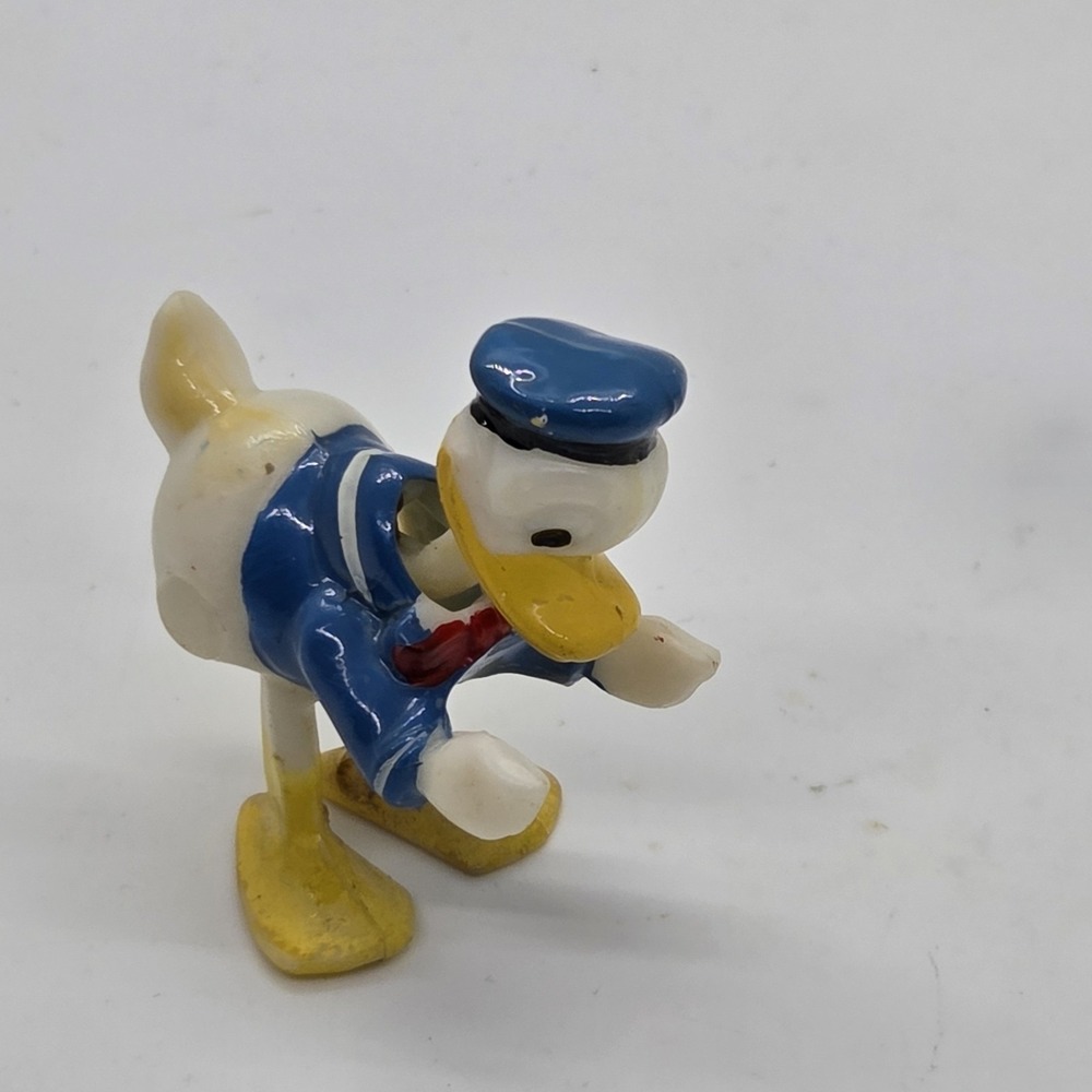 VTG Disney Donald Duck Plastic Nodder WDP Bobblehead Figurine 2"